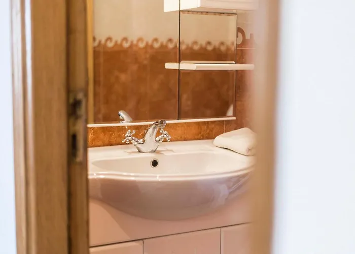 45 - Beautiful Ocean And View *